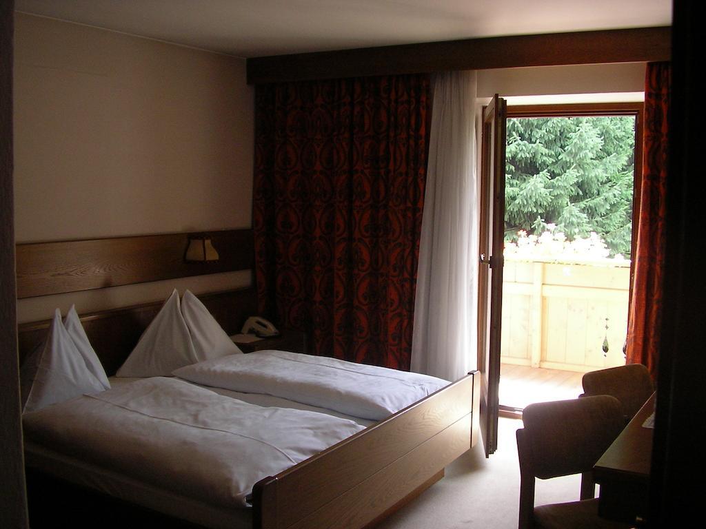 Burgblick Otel San Lorenzo di Sebato Oda fotoğraf